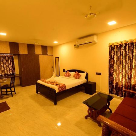 Alexa Home Stay Tirupati Bagian luar foto