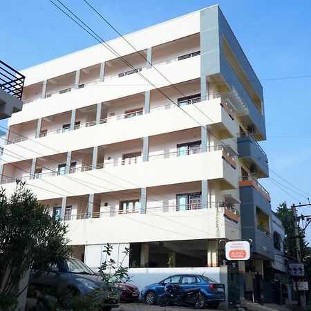 Alexa Home Stay Tirupati Bagian luar foto
