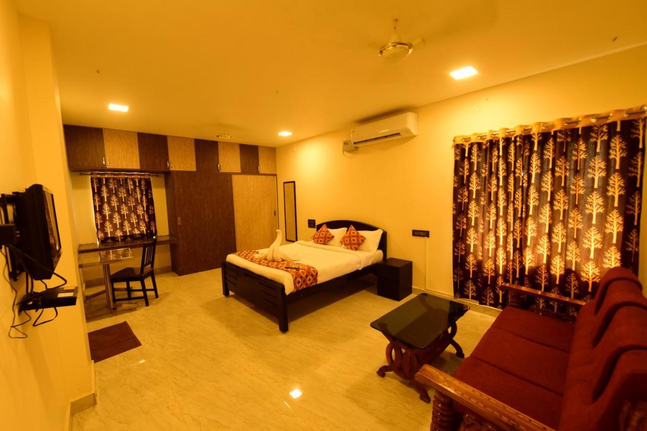 Alexa Home Stay Tirupati Bagian luar foto