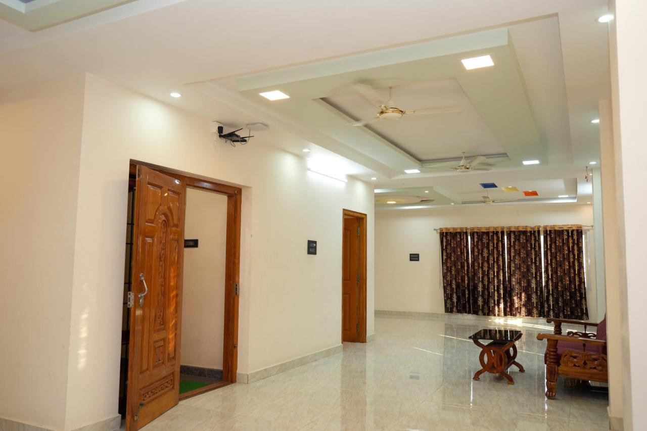 Alexa Home Stay Tirupati Bagian luar foto